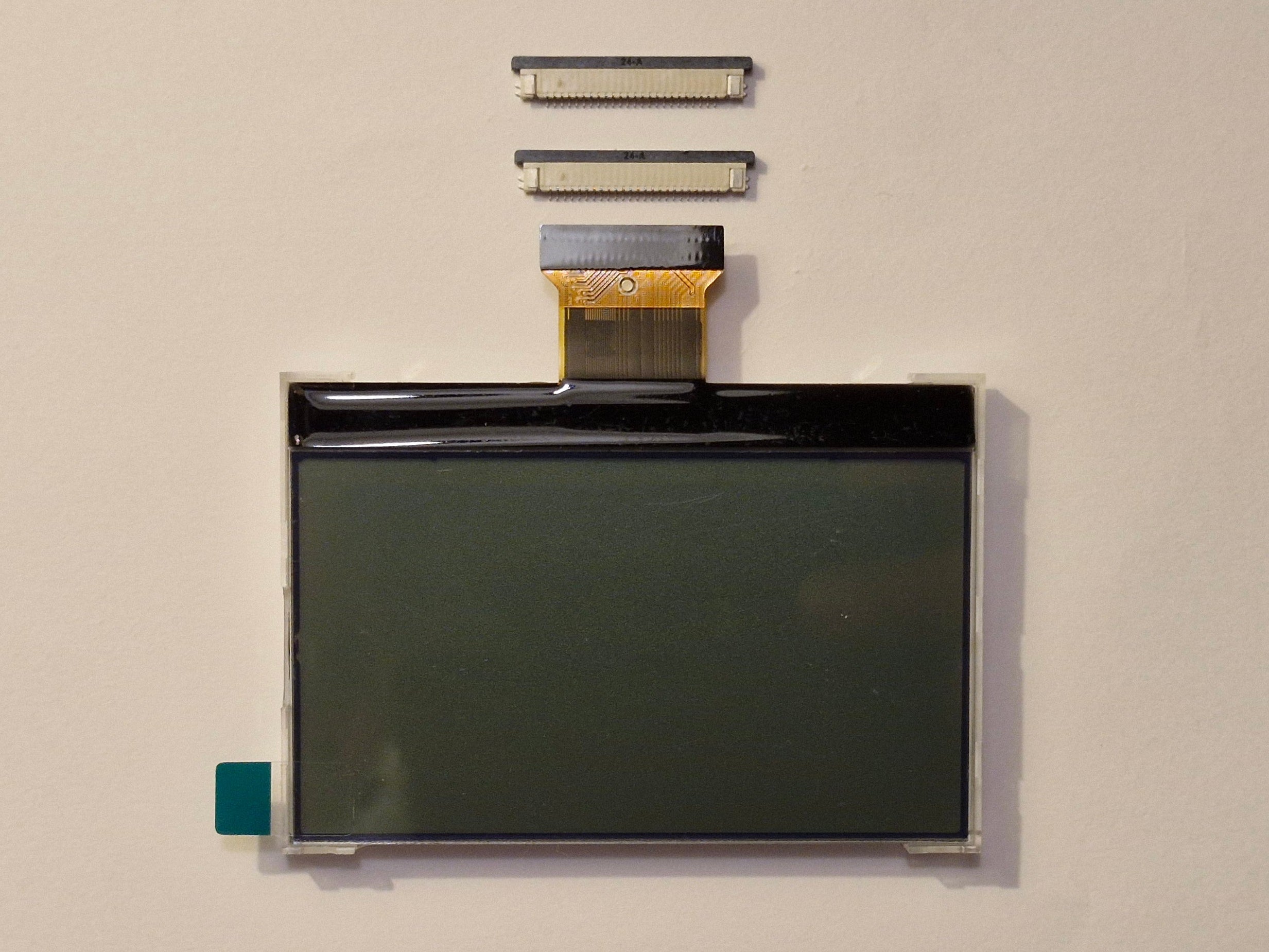 Display with solderable connector 320 330X 420 430X 440 450X etc.