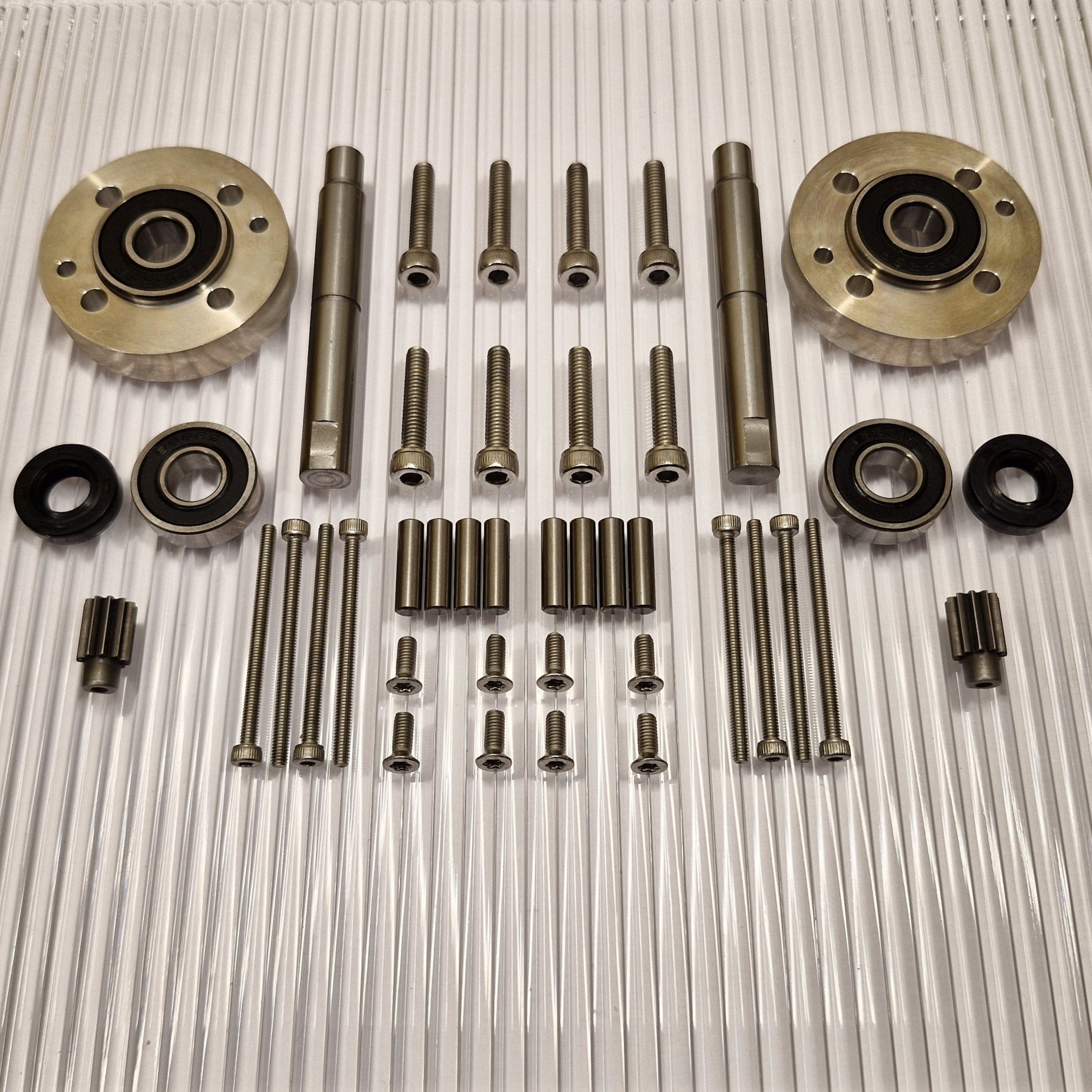 Korjaussarja Husqvarna Automower 320 420 430X 440 450X 520 550 -ruohonleikkurin pyörämoottorille parannetulla laakerijärjestelmällä