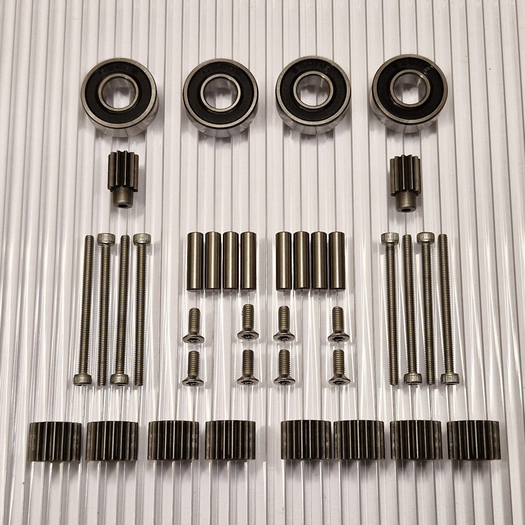 Korjaussarja Husqvarna Automower 320 420 430X 440 450X 520 550 -mallin pyörämoottorille, jossa on 8 planeettapyörää