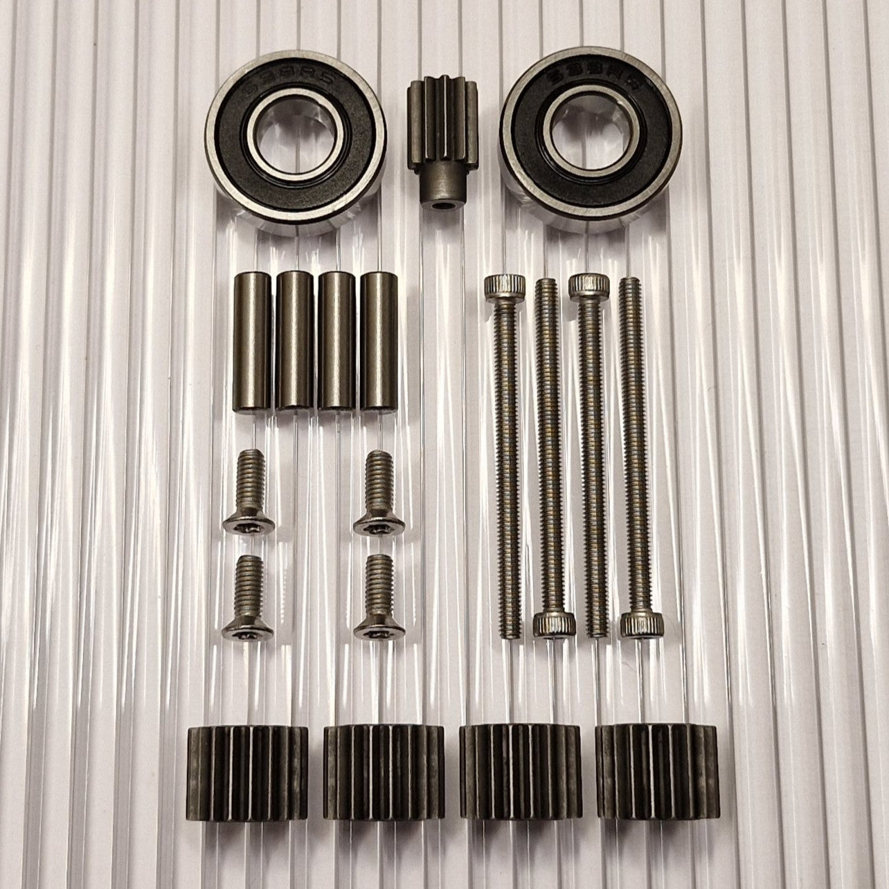 Korjaussarja Husqvarna Automower 320 420 430X 440 450X 520 550 -ruohonleikkurin moottoriin ilman tiivistettä