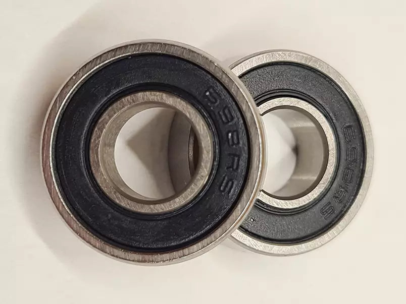 Kuulalaakerilla varustettu pyöränmoottori Automower Gardena